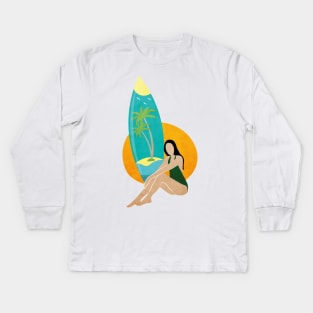 Girl and her surfboard Kids Long Sleeve T-Shirt